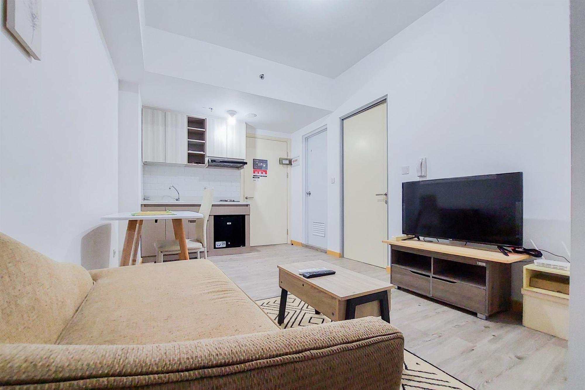 2br At M-town By Travelio * Tangerang